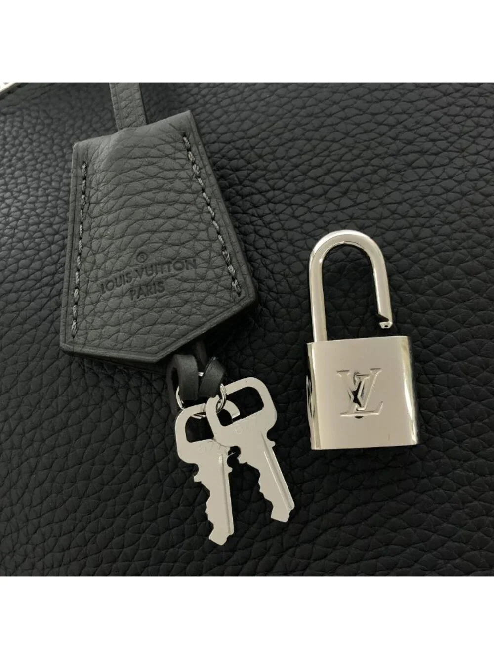 Louis Vuitton Taurillon Alma Briefcase MM